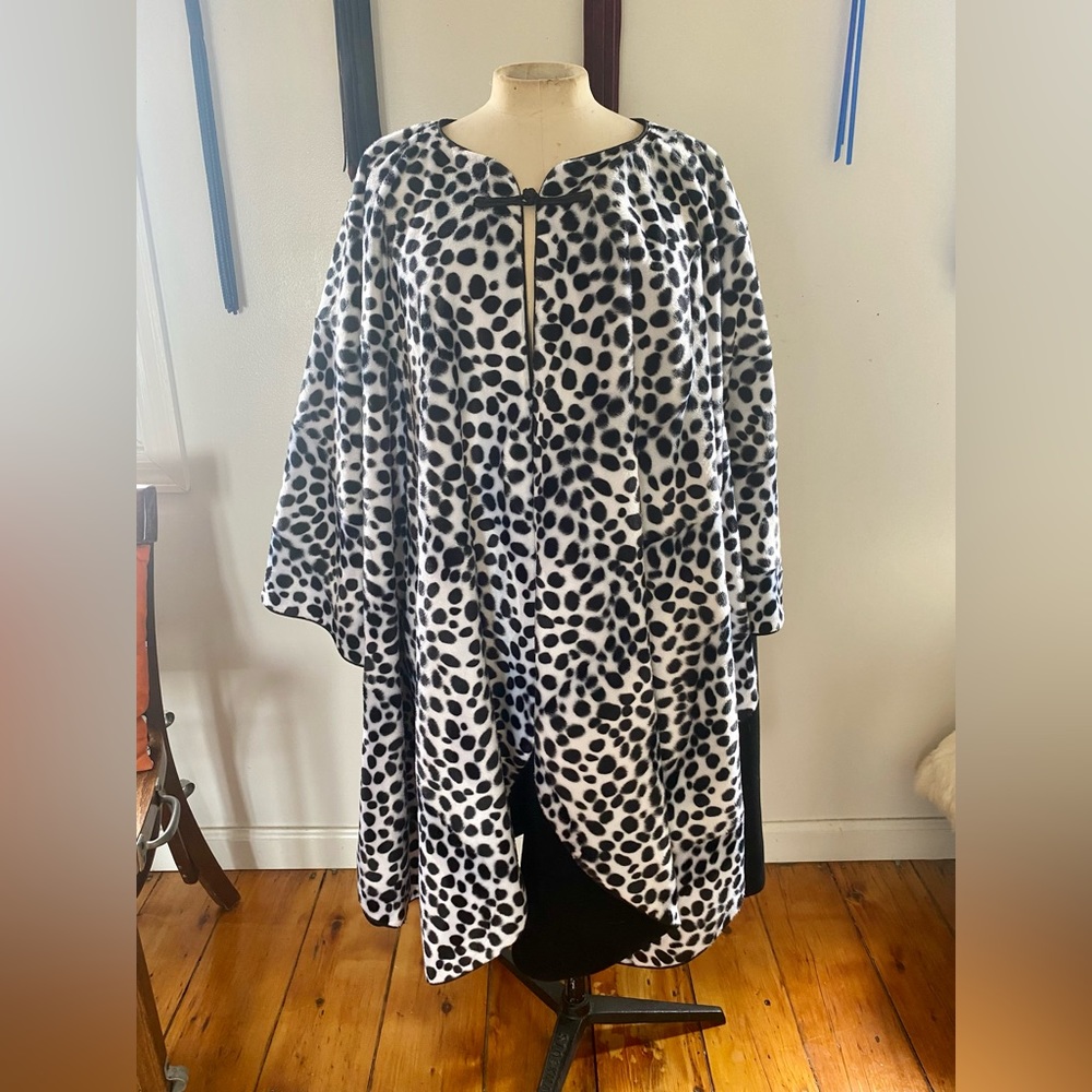 Fabulous faux fur black and white dalmatian print cape animal print cape